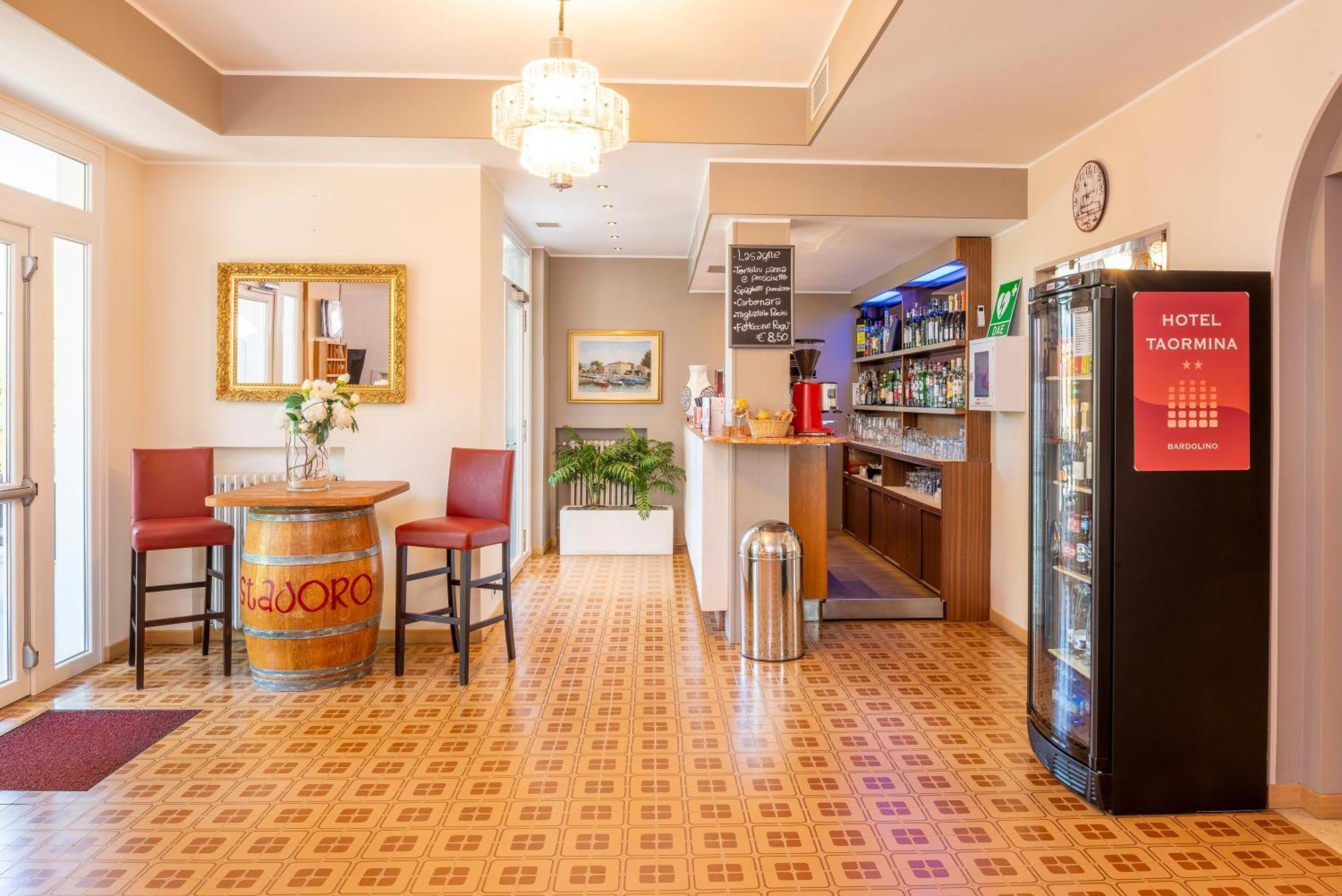 ברדולינו Hotel Taormina מראה חיצוני תמונה