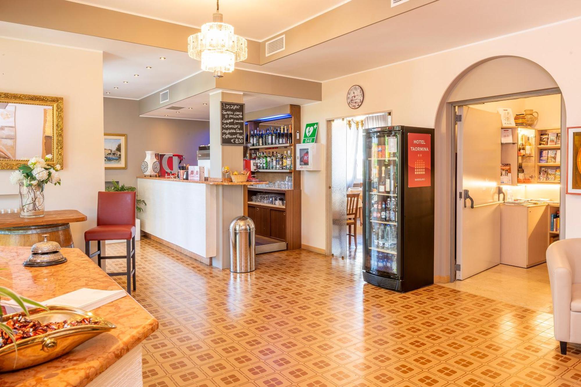 ברדולינו Hotel Taormina מראה חיצוני תמונה